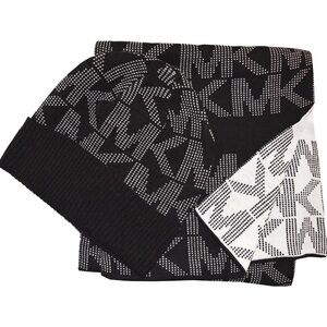 Michael Kors MK logo scarf & hat